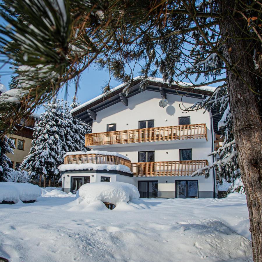 Rmg Roses Apartments Bad Kleinkirchheim Exterior photo